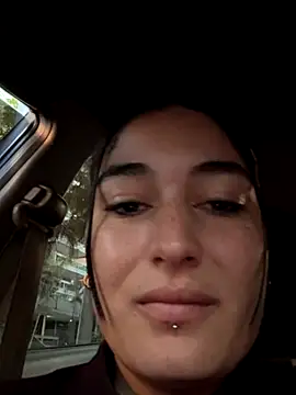 Snapshot of Scarlett_12 chatting on October 9, 2025, 11:44 am Scarlett 12 online show from October 9, 2025, 11:44 am