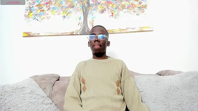 Snapshot of Alan_blacke chatting on January 13, 2026, 12:20 pm Alan blacke online show from January 13, 2026, 12:20 pm