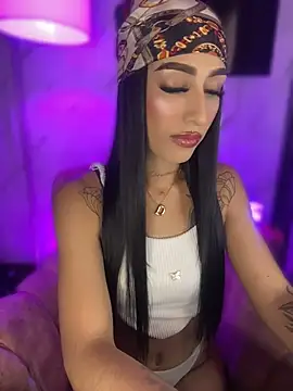  Denisse444 online show from July 17, 2026, 9:23 pm