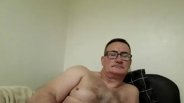 Snapshot of goldenman59 chatting on October 27, 2025, 4:41 pm goldenman59 online show from October 27, 2025, 4:41 pm