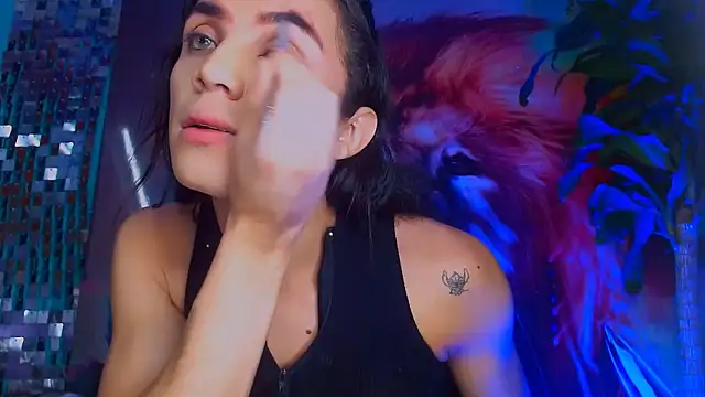 Cristal Gem1 online show from October 10, 2025, 5:47 pm