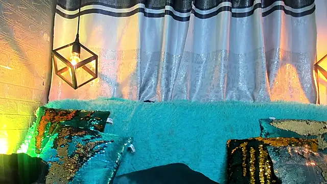 Cristal Gem1 online show from January 15, 2026, 11:57 am