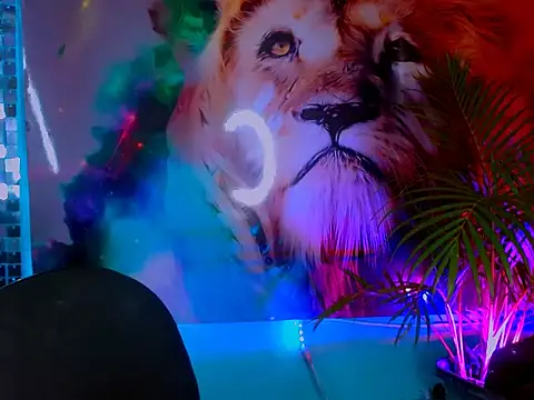 Cristal Gem1 online show from September 19, 2025, 5:50 pm