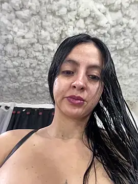 salo-rousee online show from December 5, 2025, 12:32 am