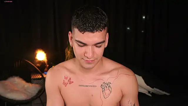 EROS AND ALAN online show from November 19, 2025, 2:55 am