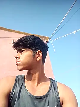 monster 33 online show from November 11, 2025, 3:23 am