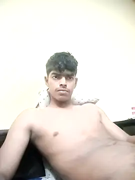 monster 33 online show from April 20, 2026, 2:18 pm