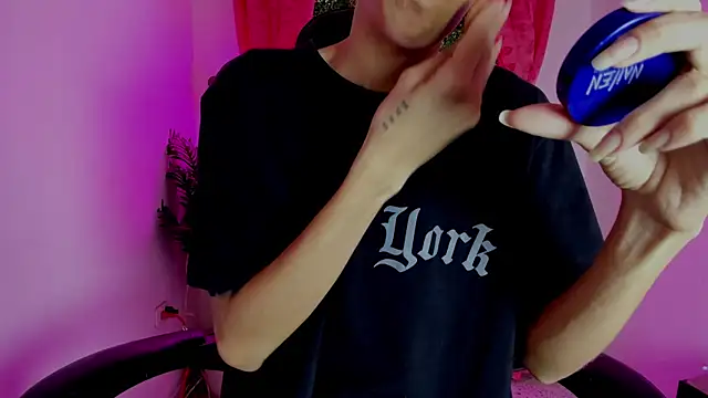 Snapshot of dylan_202520_ chatting on September 11, 2025, 12:49 pm dylan 202520 online show from September 11, 2025, 12:49 pm