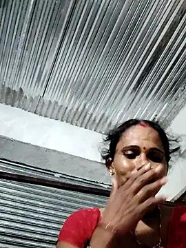 Pooja750 online show from July 19, 2026, 6:37 pm