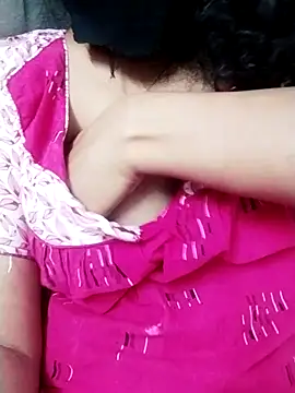 WarmCliff49 online show from September 20, 2025, 7:30 pm