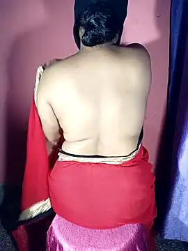 Snapshot of Moonshine07 chatting on September 11, 2025, 4:40 pm Moonshine07 online show from September 11, 2025, 4:40 pm