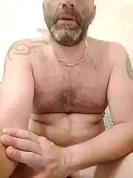 gigilola84 online show from June 9, 2026, 7:37 pm