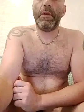 gigilola84 online show from June 6, 2026, 2:39 am