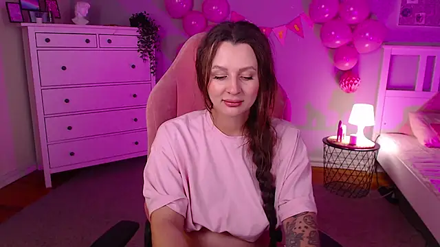 Snapshot of Barbara_Brylska chatting on September 22, 2025, 2:12 pm Barbara Brylska online show from September 22, 2025, 2:12 pm