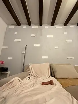 Big Boob Gang online show from November 22, 2025, 9:24 pm