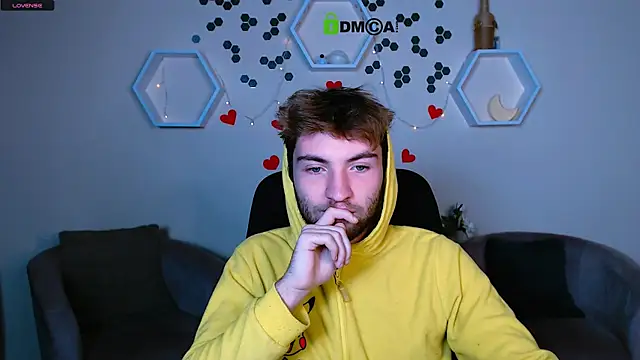 Snapshot of joseph_bear_ chatting on October 8, 2025, 7:03 pm joseph bear  online show from October 8, 2025, 7:03 pm