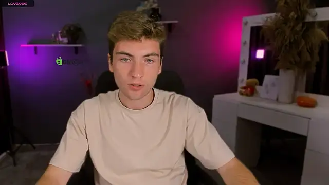 Snapshot of joseph_bear_ chatting on September 10, 2025, 12:48 pm joseph bear  online show from September 10, 2025, 12:48 pm