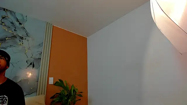  online show from November 11, 2025, 11:27 am