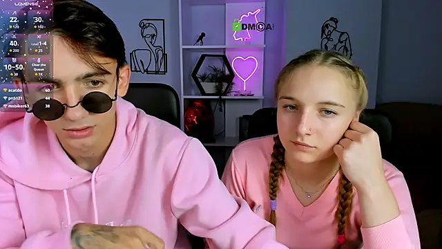 keylas moan online show from October 1, 2025, 7:18 pm