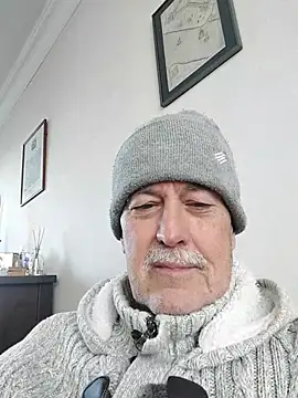 slaveman4you online show from November 18, 2025, 11:35 am