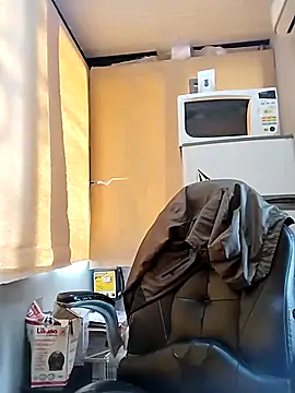 Az-09Ga online show from April 8, 2026, 6:53 pm