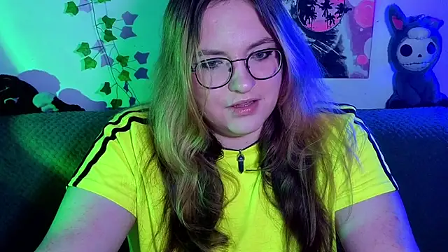 ZayaRush online show from June 15, 2026, 3:01 pm
