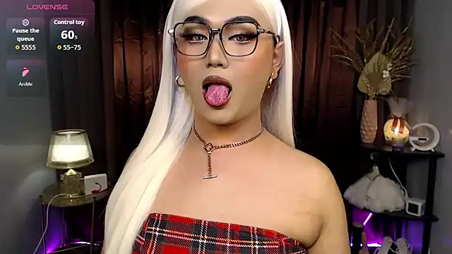 Snapshot of Kayiejuan_69 chatting on September 16, 2025, 2:40 pm Kayiejuan 69 online show from September 16, 2025, 2:40 pm