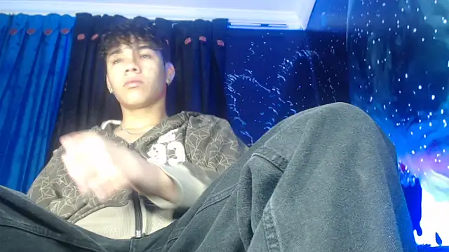 SemerHott online show from December 14, 2025, 1:17 pm