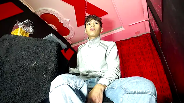 SemerHott online show from September 25, 2025, 2:01 pm