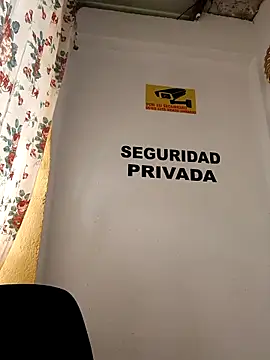 Hannah-colx online show from November 28, 2025, 6:19 pm