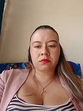 Hannah-colx online show from July 21, 2026, 2:07 pm