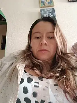 Hannah-colx online show from July 18, 2026, 7:44 pm