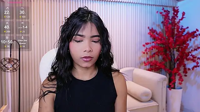 Snapshot of GiaNovak chatting on October 24, 2025, 12:37 pm GiaNovak online show from October 24, 2025, 12:37 pm