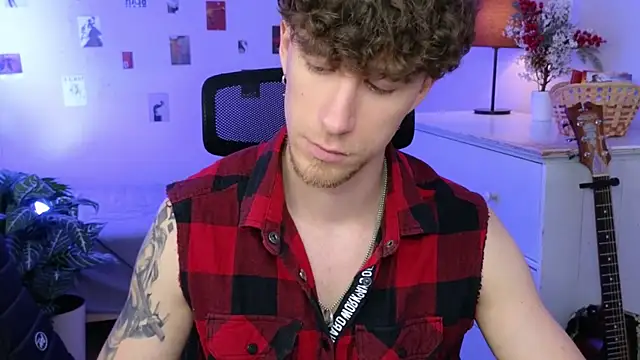 Snapshot of mark_caron chatting on April 9, 2026, 8:15 pm mark caron online show from April 9, 2026, 8:15 pm