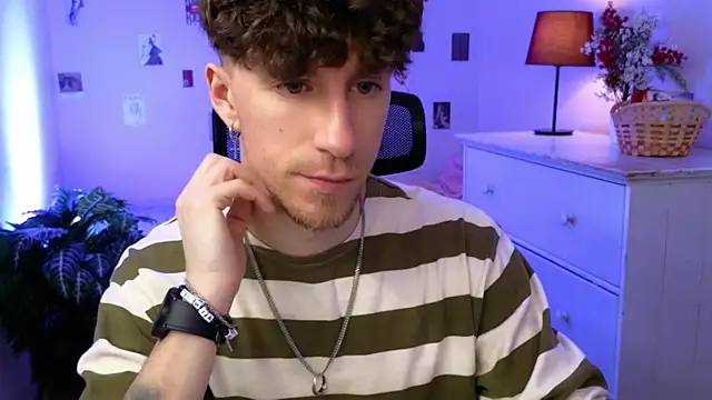 Snapshot of mark_caron chatting on April 2, 2026, 8:26 pm mark caron online show from April 2, 2026, 8:26 pm