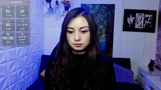 Snapshot of Eva_Roussell chatting on November 28, 2025, 2:39 pm Eva Roussell online show from November 28, 2025, 2:39 pm