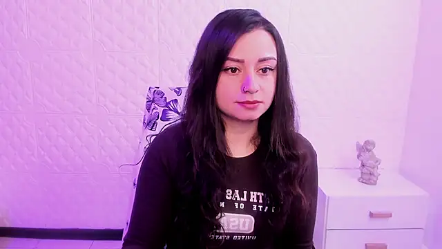 Snapshot of Eva_Roussell chatting on February 1, 2026, 1:20 pm Eva Roussell online show from February 1, 2026, 1:20 pm