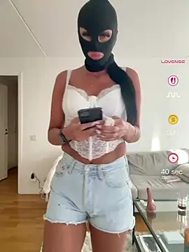 swedishbaddie online show from June 13, 2026, 5:55 pm