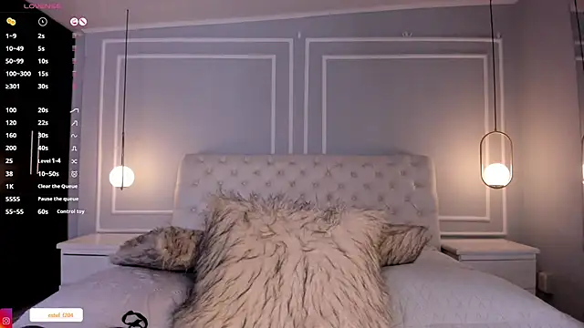 sakura Gomez online show from February 11, 2026, 8:20 pm