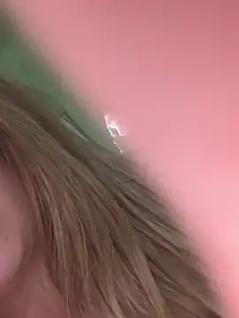 anjinhabs online show from February 12, 2026, 4:01 am