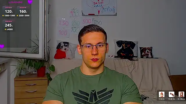 ZeinMiracles online show from April 14, 2026, 6:57 pm