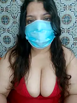 Snapshot of Hot-lino chatting on June 3, 2026, 1:06 am Hot-lino online show from June 3, 2026, 1:06 am