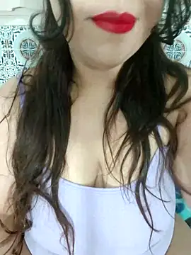 Snapshot of Hot-lino chatting on July 5, 2026, 3:00 am Hot-lino online show from July 5, 2026, 3:00 am