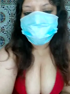 Snapshot of Hot-lino chatting on June 25, 2026, 7:19 pm Hot-lino online show from June 25, 2026, 7:19 pm