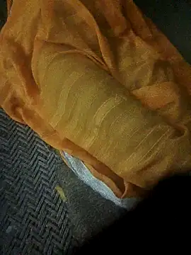 parmila203 online show from March 26, 2026, 5:11 pm