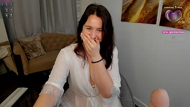 Lea shadom online show from November 27, 2025, 1:06 am