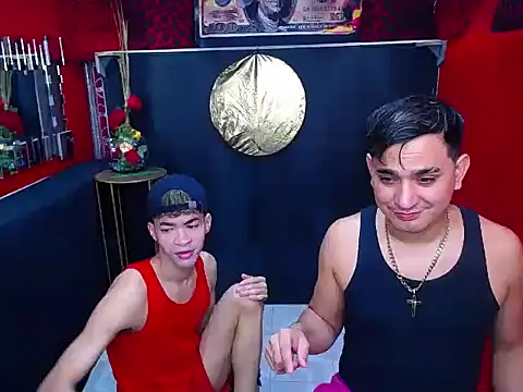 Snapshot of JHOVA23CM chatting on October 21, 2025, 7:24 pm JHOVA23CM online show from October 21, 2025, 7:24 pm