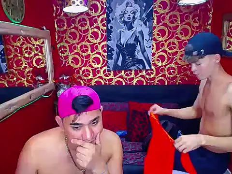 Snapshot of JHOVA23CM chatting on December 4, 2025, 6:07 pm JHOVA23CM online show from December 4, 2025, 6:07 pm