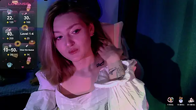 cute1stranger online show from October 21, 2025, 4:23 am
