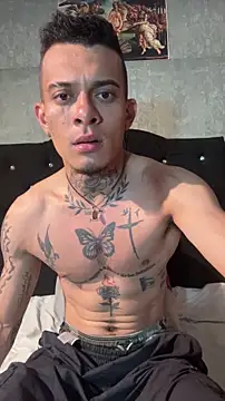 Snapshot of Mrjustin_sebas chatting on February 28, 2026, 12:10 am Mrjustin sebas online show from February 28, 2026, 12:10 am